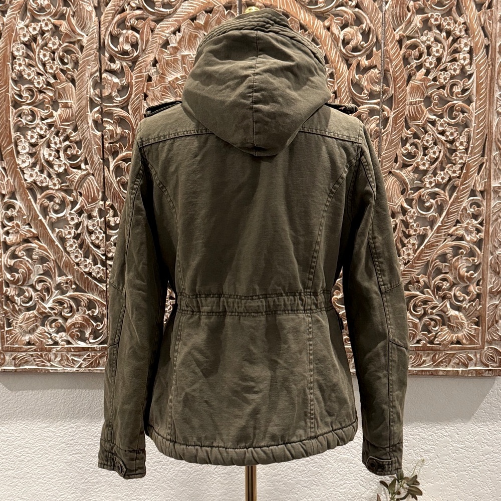 Levi’s Utility Military Style Hooded Jacket, Army Green, Sherpa Lined- size M - Picture 2 of 16